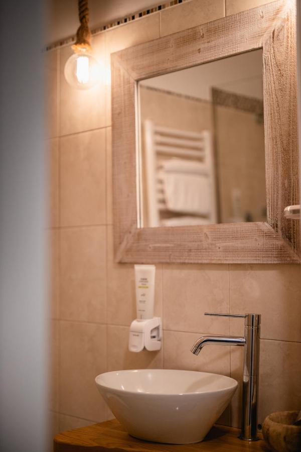 Love & Fama Hotel Sabaudia Exteriér fotografie